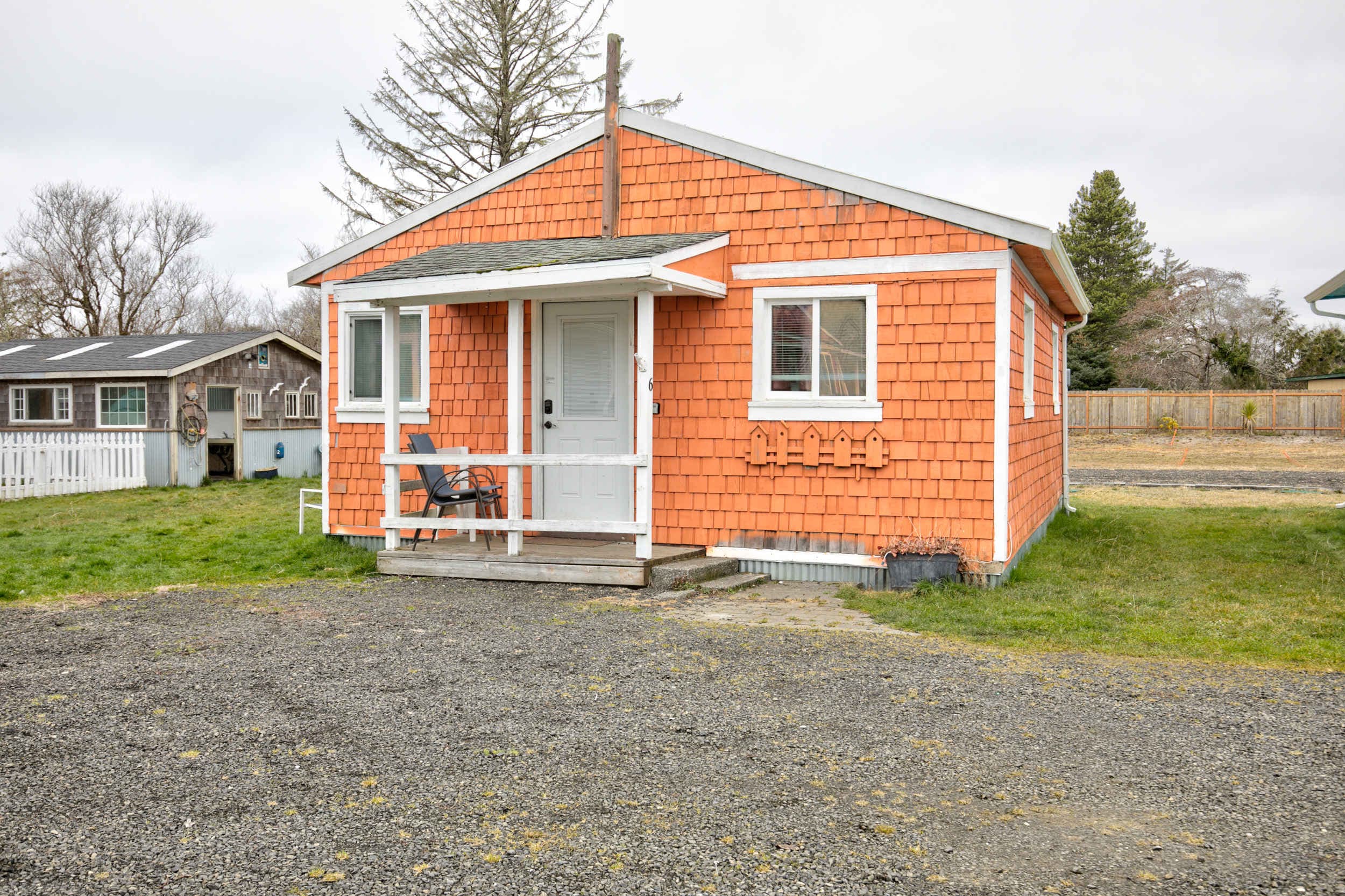 Cottage 6 is a 2BR retreat, offering a peaceful and inviting atmosphere.